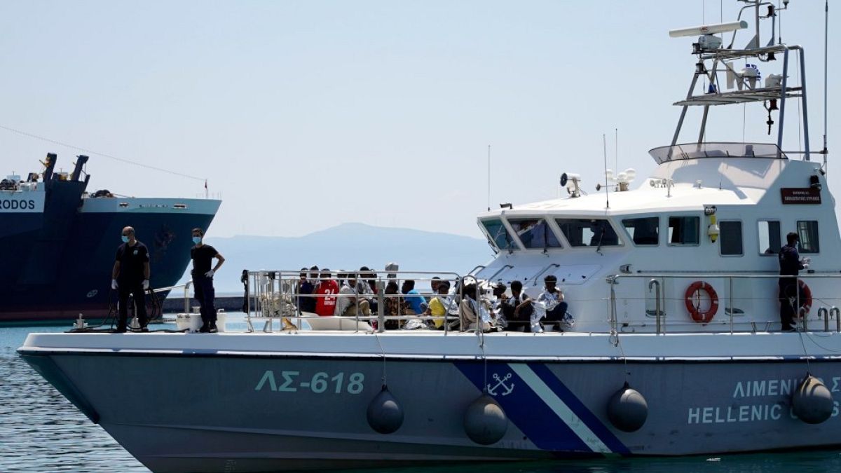 "Yunan sahil güvenliği göçmenleri kasıtlı olarak denize atarak ölümlerine yol açtı": BBC