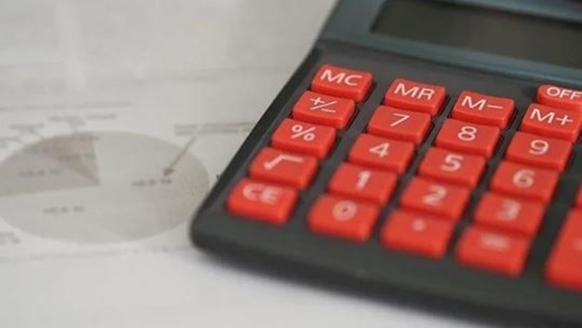 Memur maaşları ve emekli maaşlarına daha fazla zam gelmesini bekleyenlerin gözü kabinenin kararlarında: Kabine ne zaman toplanacak? Emeklilere ve kamu çalışanlarına sosyal yardım kotası verilecek mi? - görsel 5