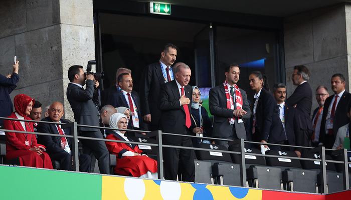 Cumhurbaşkanı Erdoğan'ın gol sevinci kameralara yansıdı!
