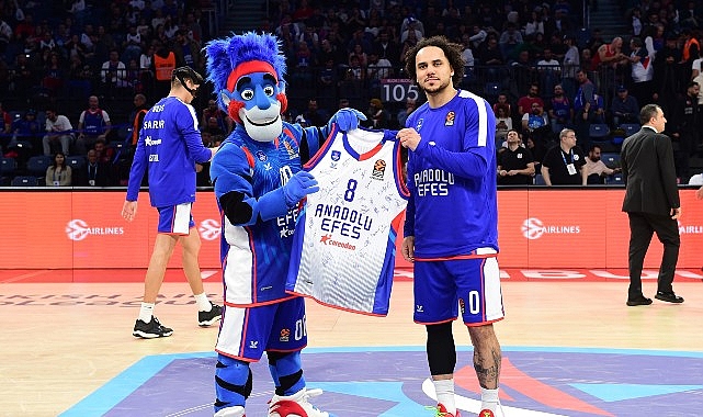 Anadolu Efes Spor Kulübü, 8 Mart Dünya Kadınlar Günü dolayısıyla Yanındayız Derneği ile önemli çalışmalara imza attı - SPOR