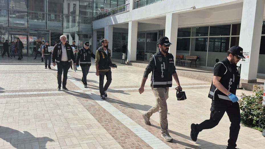Eskişehir Tepebaşı Belediyesi'ne yolsuzluk operasyonu. 60 gözaltı kararı