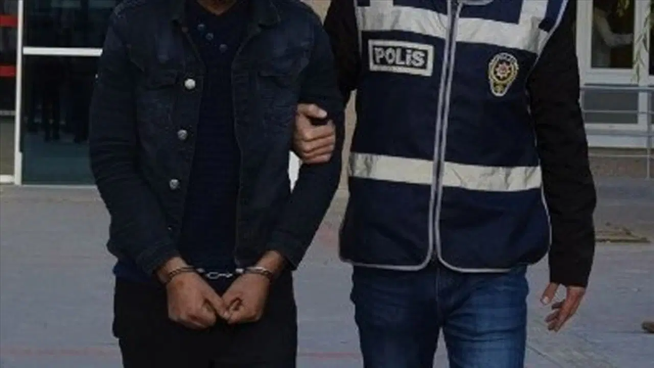'Okul saldırısı' şakası yapan 17 yaşındaki öğrenci tutuklandı