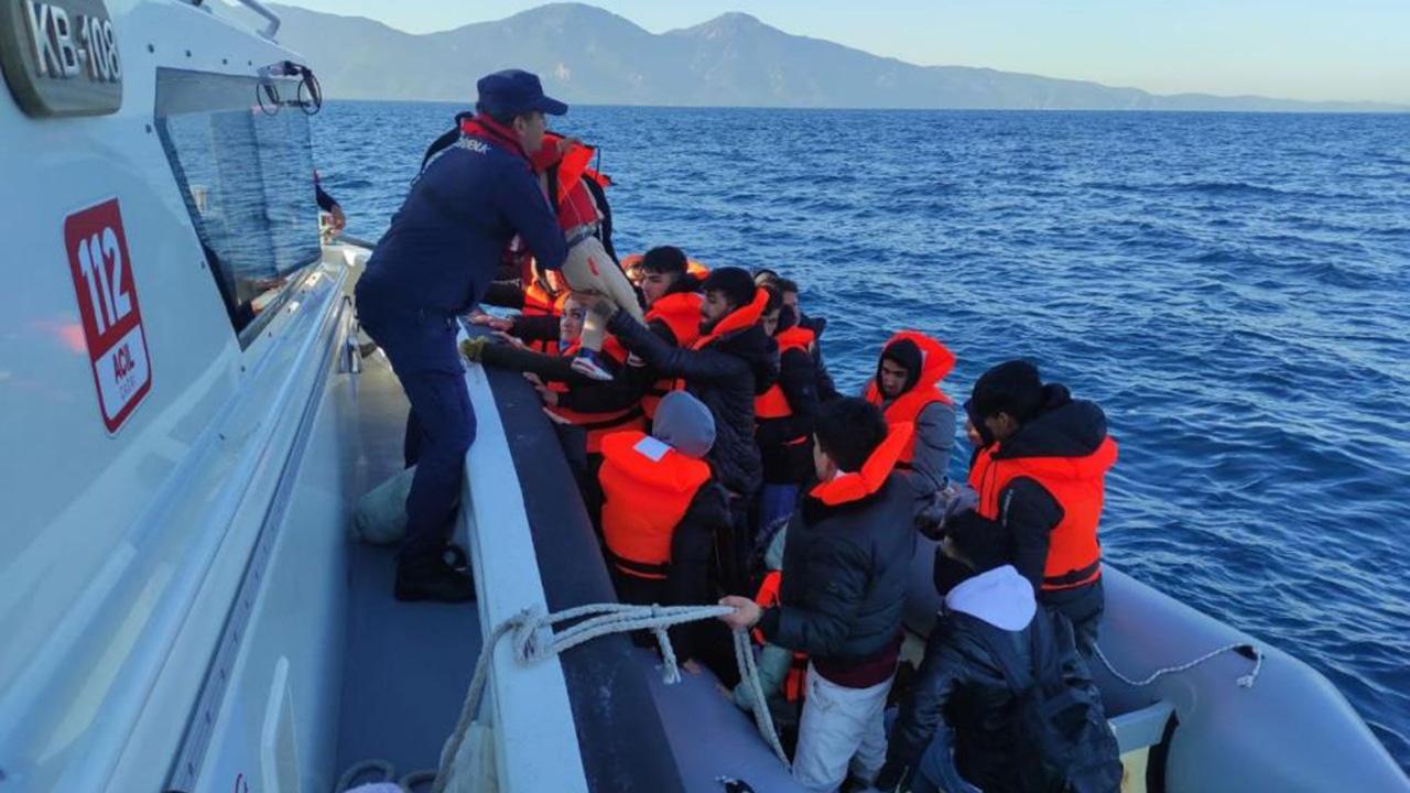 Aydın'da 14 kaçak göçmen kurtarıldı