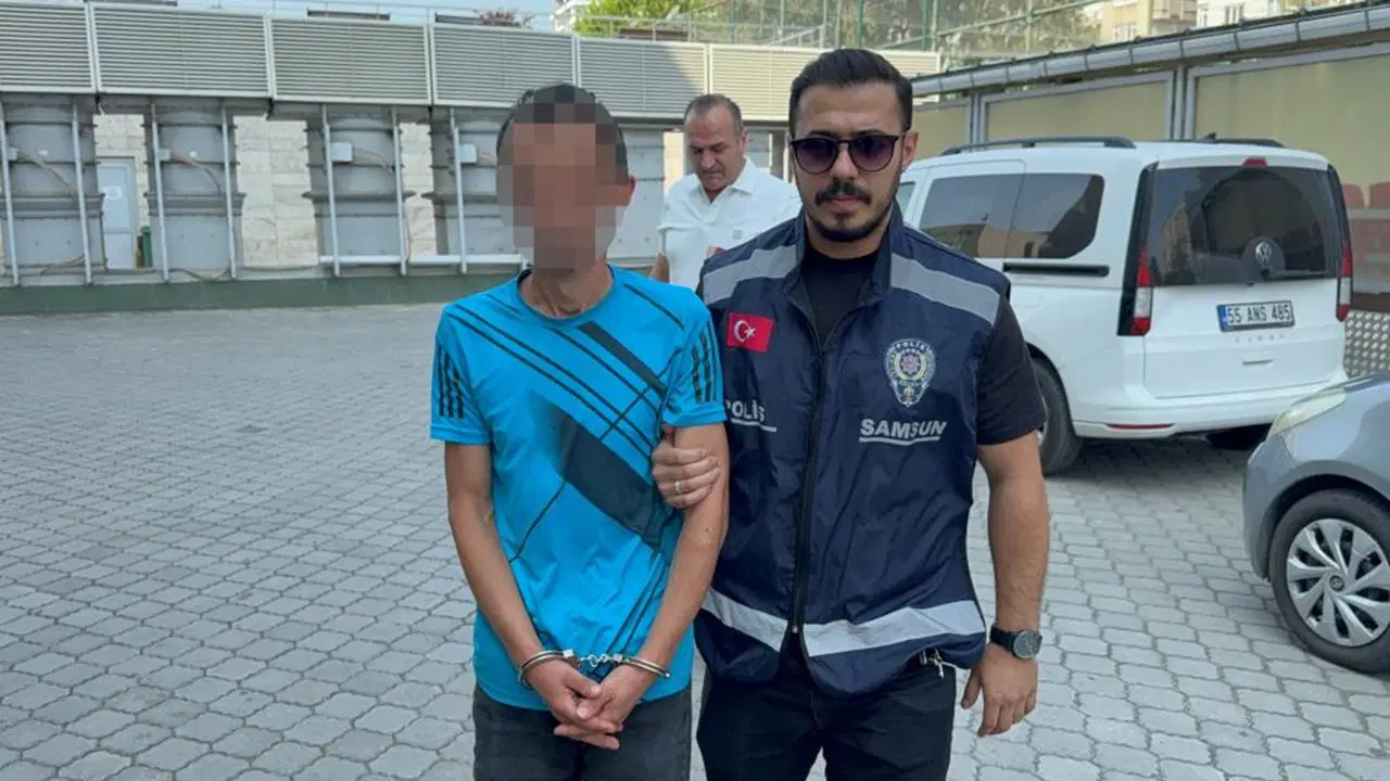 Kumsalda güneşlenen kadına cinsel taciz iddiası: Gözaltına alındı