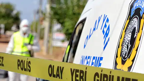 Hatay'da Korkutucu Olay: Ağaçta Asılı Erkek Cesedi Keşfedildi