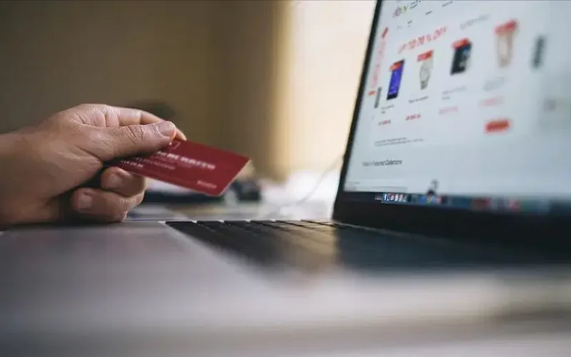 Online Alışverişte Sahte Yoruma Karşı Yeni Düzenlemeler ve Erişim Engelleri